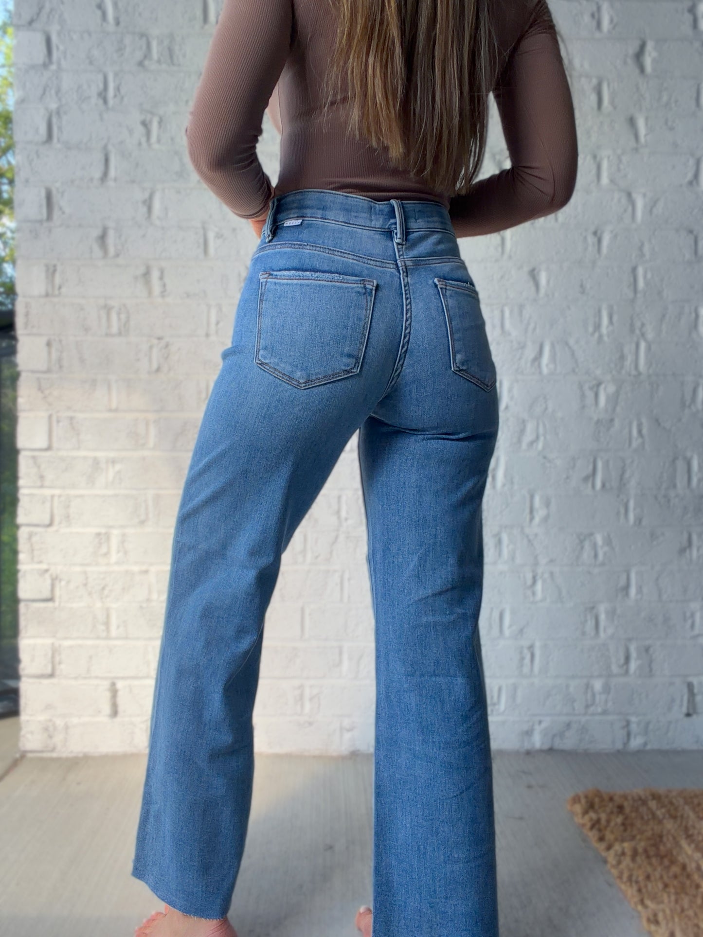 Emery Cropped Wide Leg Risen Jeans