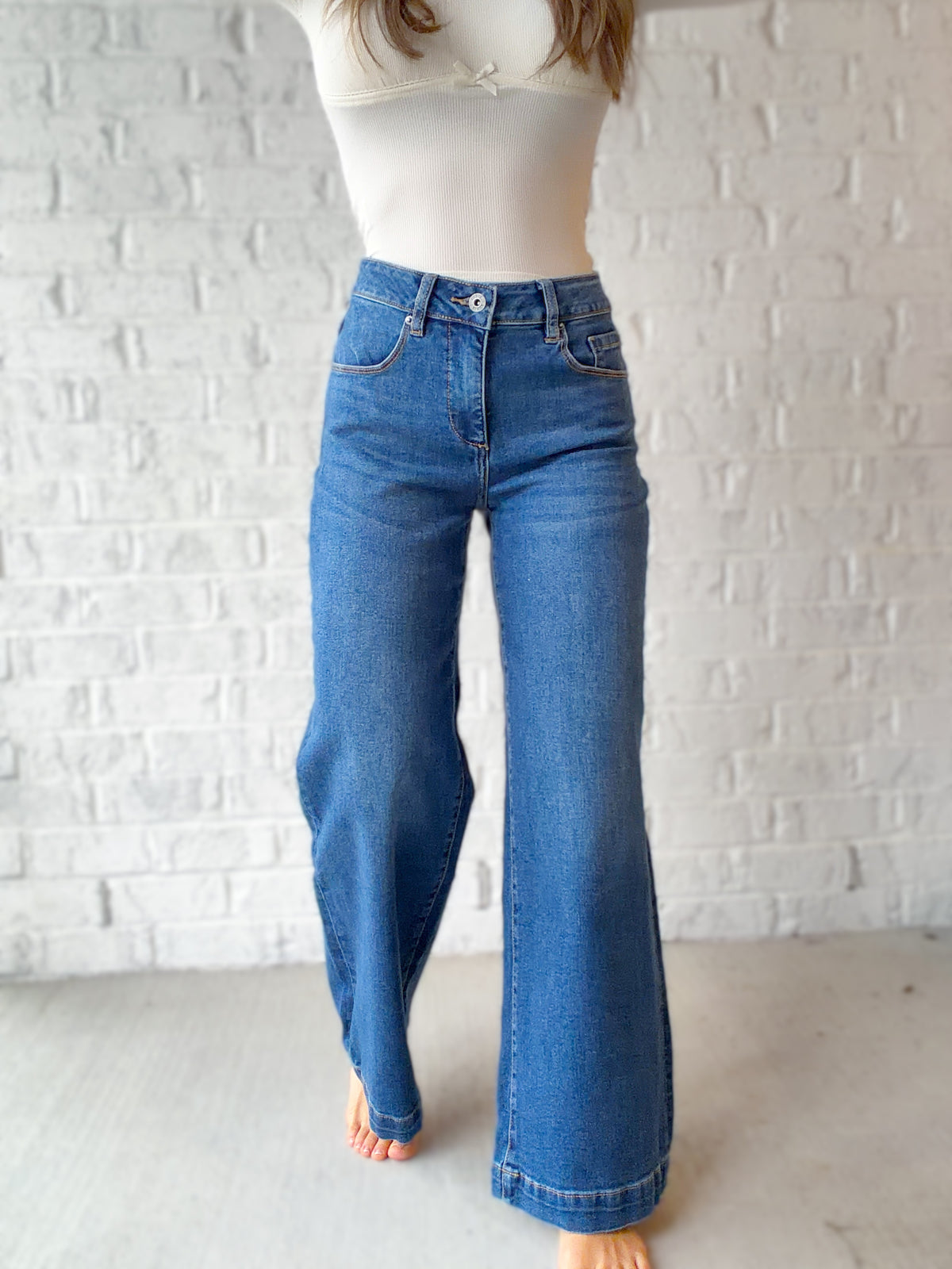 Lola Mid Rise Wide Leg Jeans