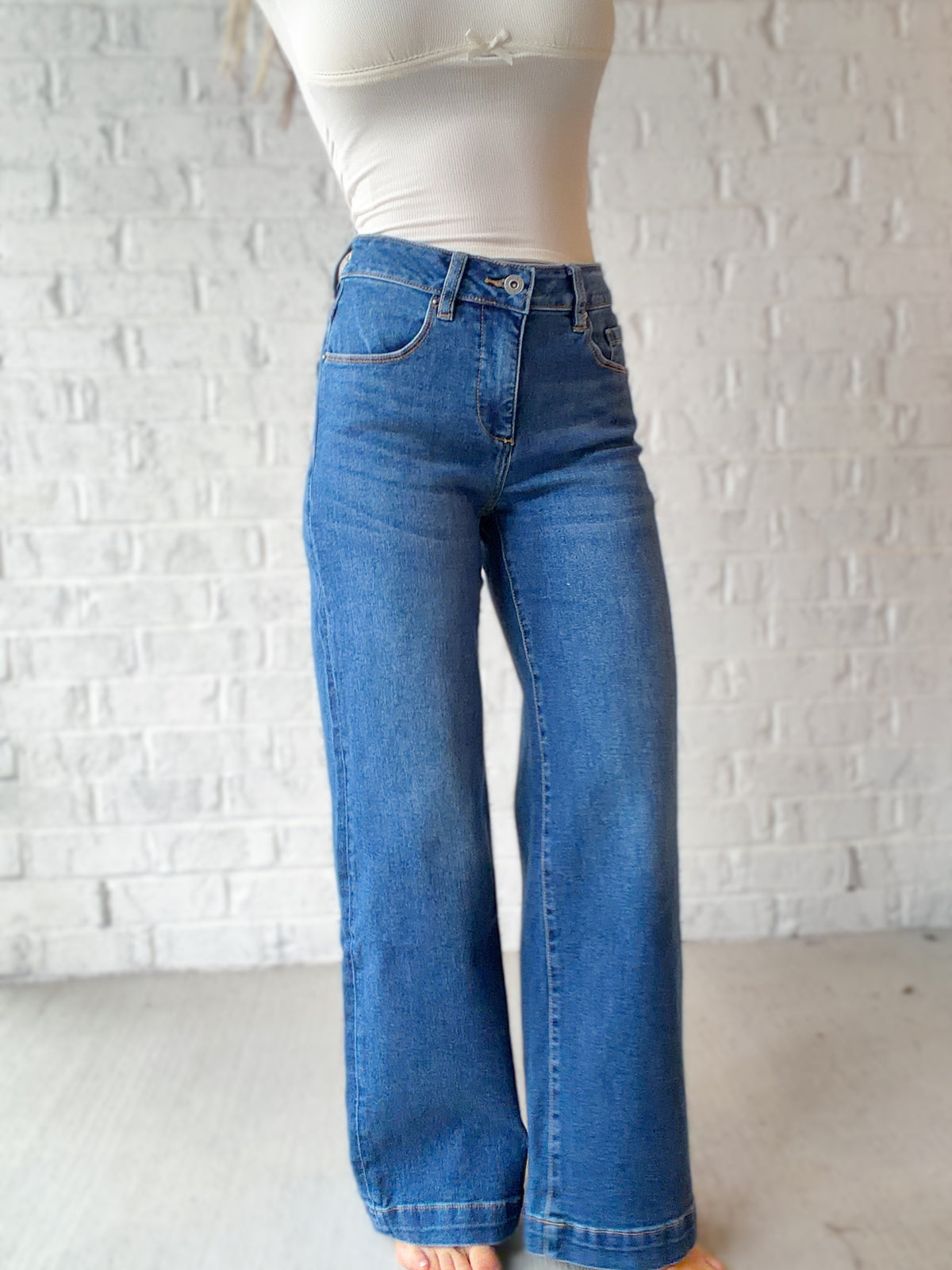 Lola Mid Rise Wide Leg Jeans