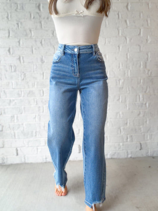 Makenzie Contrast Wash Cropped Barrel Jeans