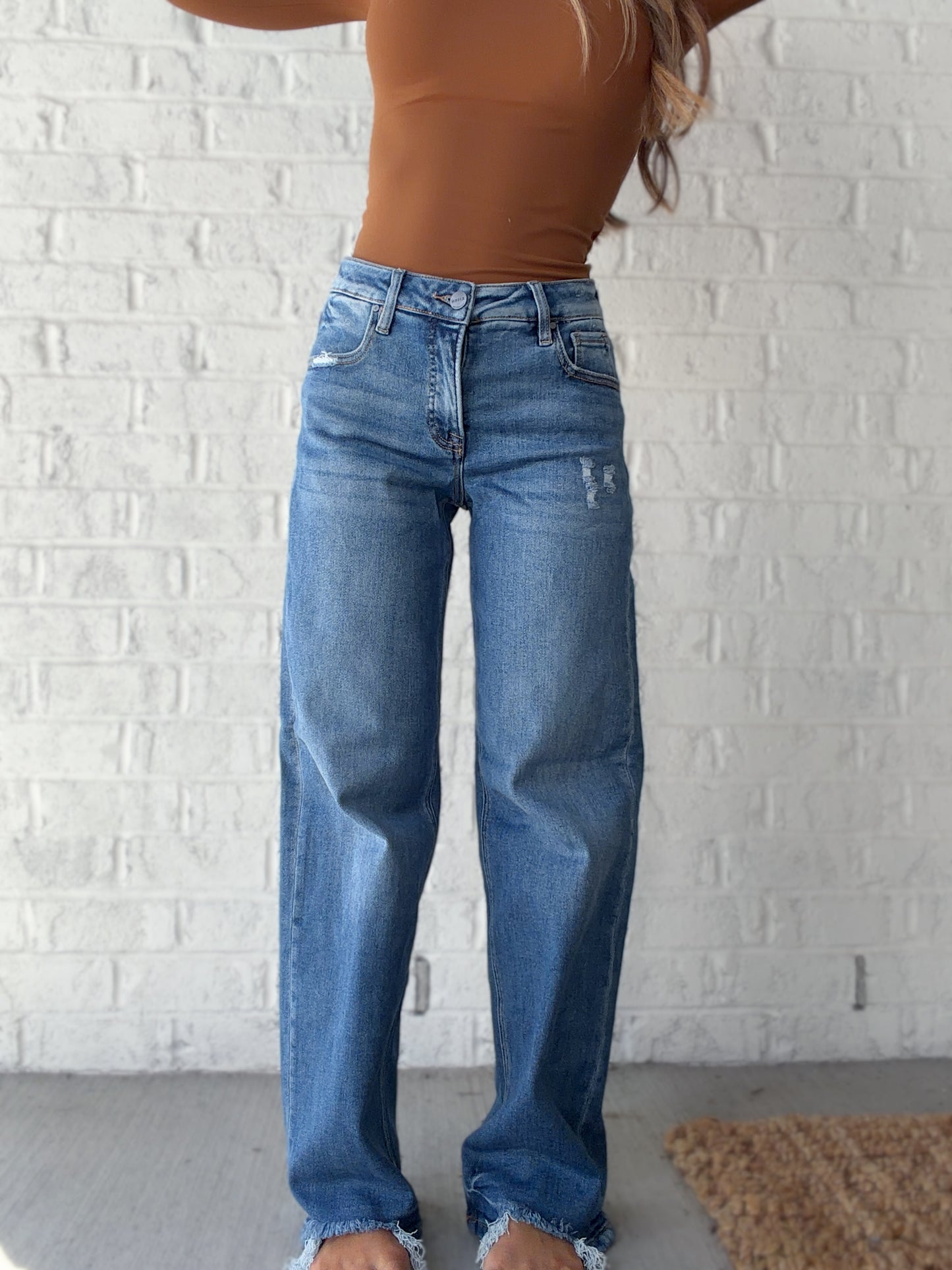 Monroe Tummy Control Baggy Risen Jeans