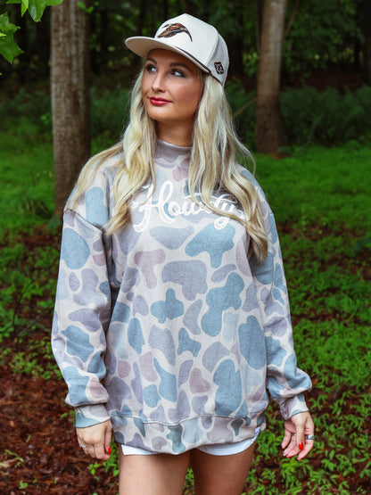 Tilly Howdy Oversized Dark Camo Mockneck Crew