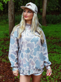 Tilly Howdy Oversized Dark Camo Mockneck Crew