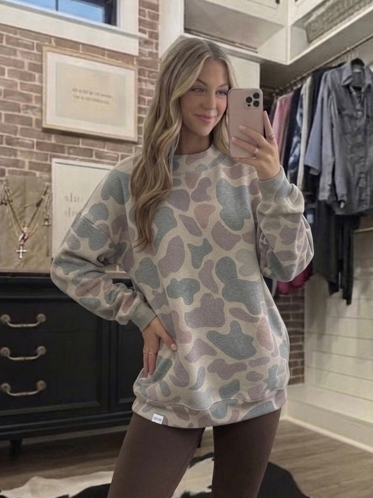 Viral Tilly Oversized Dark Camo Mockneck Crew