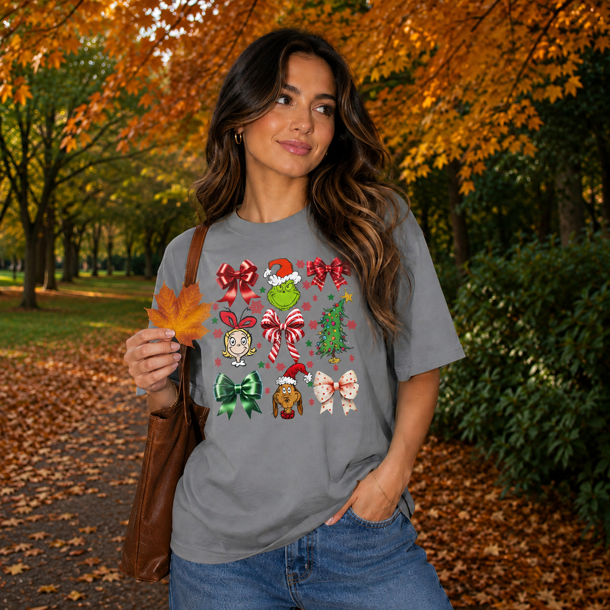 Grinchmas Coquette Bows Graphic — Grey T-Shirt