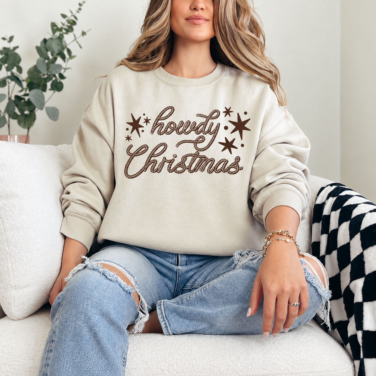 Howdy Christmas Rope Script Graphic — Ivory Crewneck