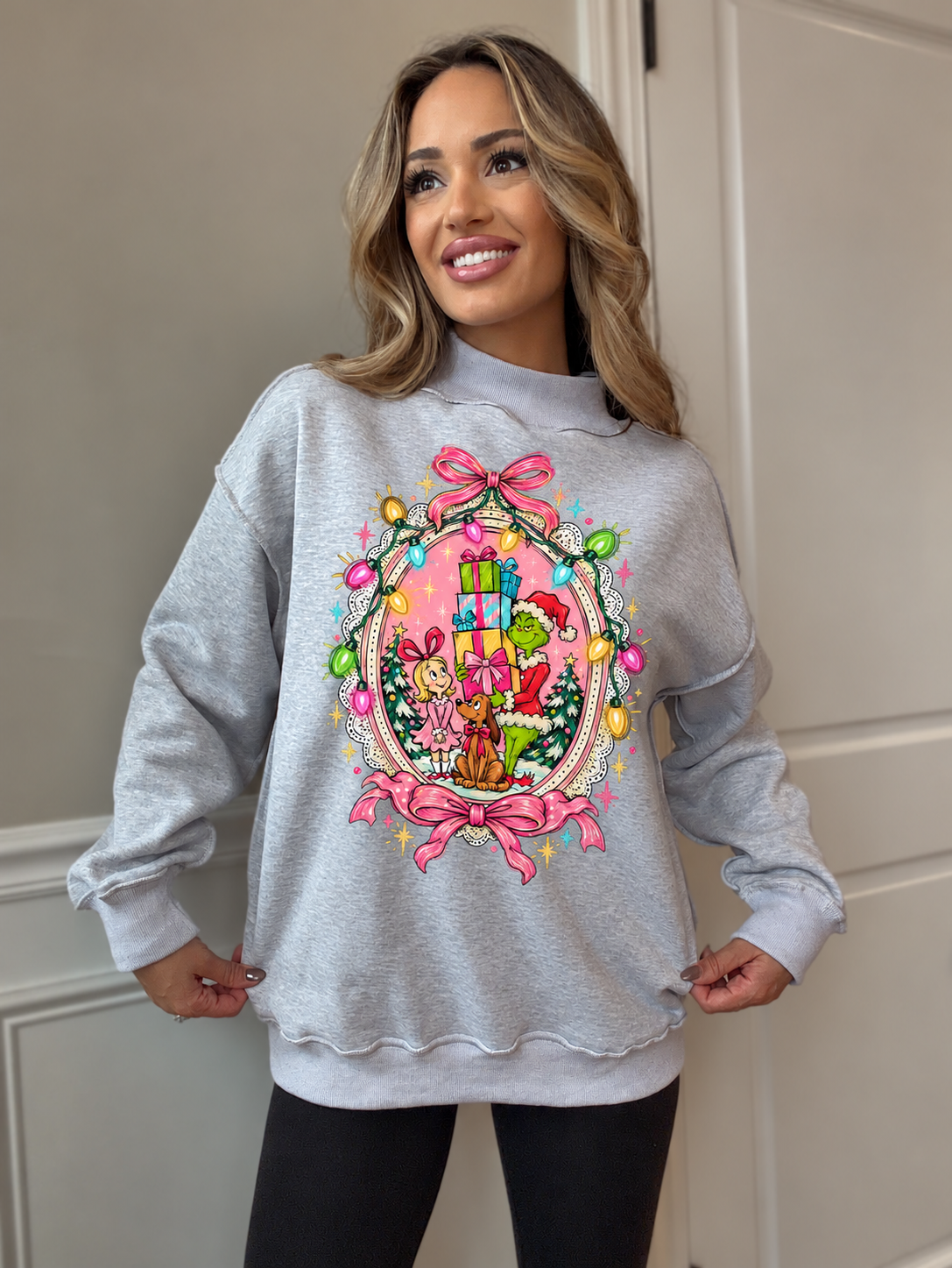 Tilly Cindy Lou, Grinch & Max Christmas Oversized Mockneck Crew — Grey